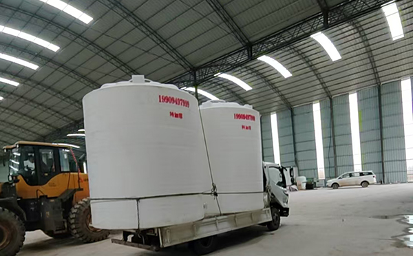 特加厚西藏塑料大桶装车运输交付实录