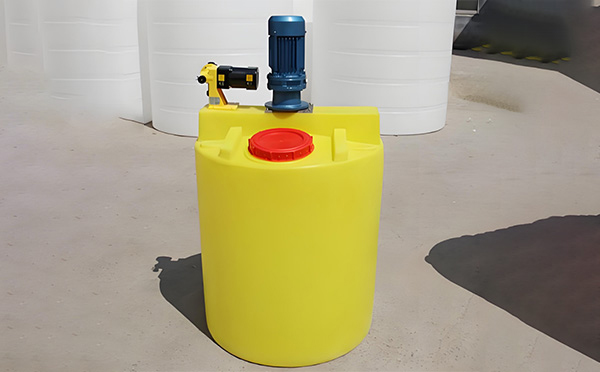 西藏加药桶定制选型要点与行业应用技术指南